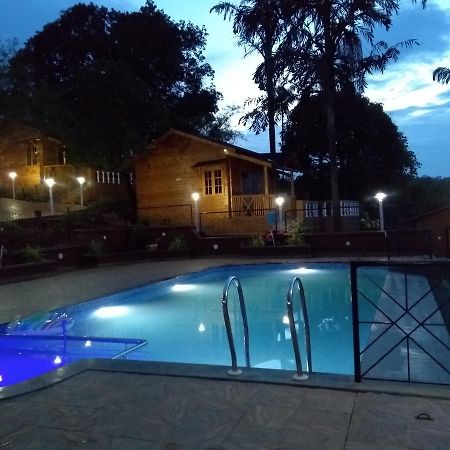 Cozywoods Hill Resort Banastarim Buitenkant foto