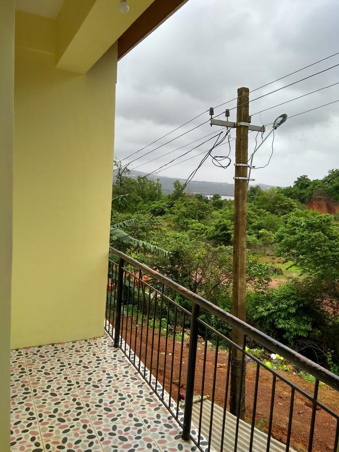 Cozywoods Hill Resort Banastarim Buitenkant foto