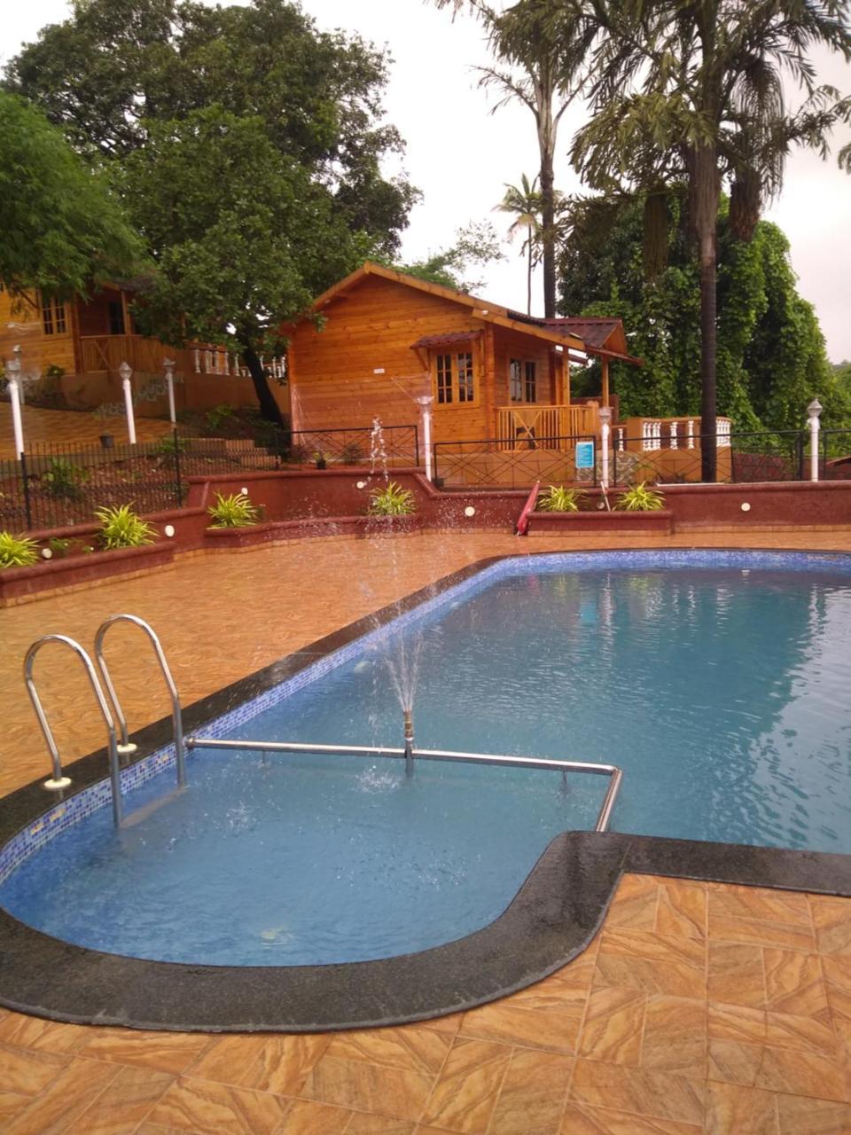 Cozywoods Hill Resort Banastarim Buitenkant foto