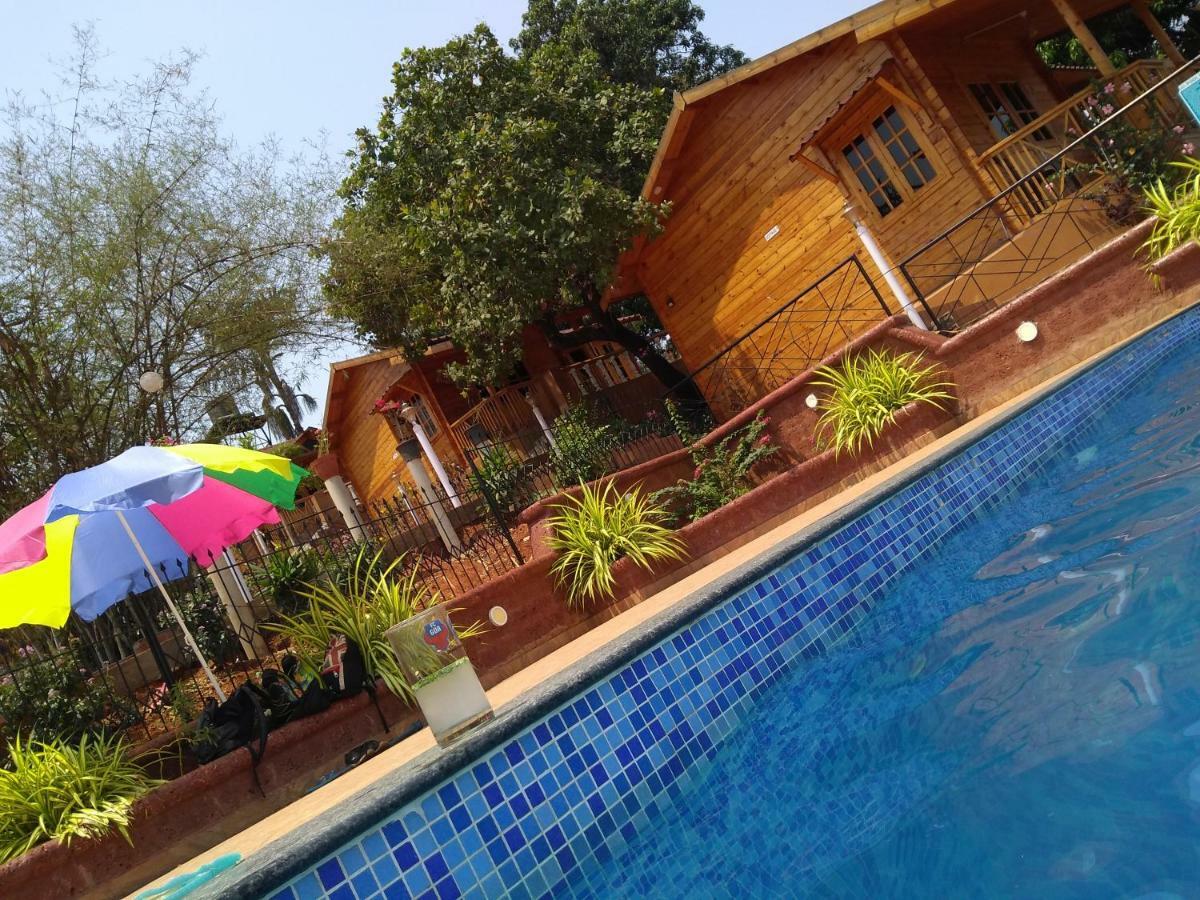 Cozywoods Hill Resort Banastarim Buitenkant foto