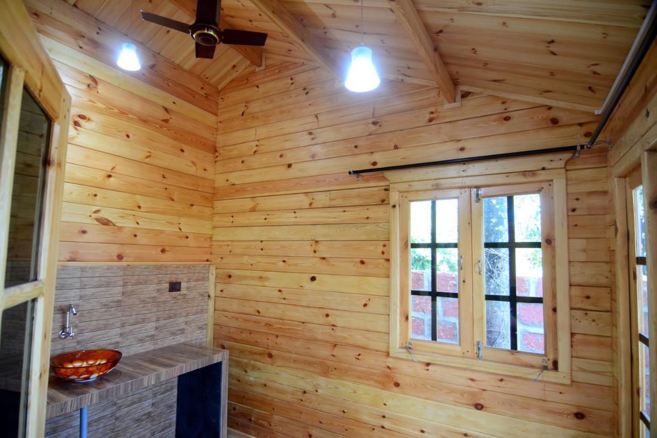 Cozywoods Hill Resort Banastarim Buitenkant foto